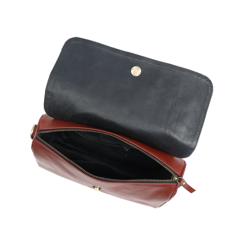 Premium Brown Leather Shoulder Bag with Floral Embroidery – Elegant Craftsmanship for Modern Women