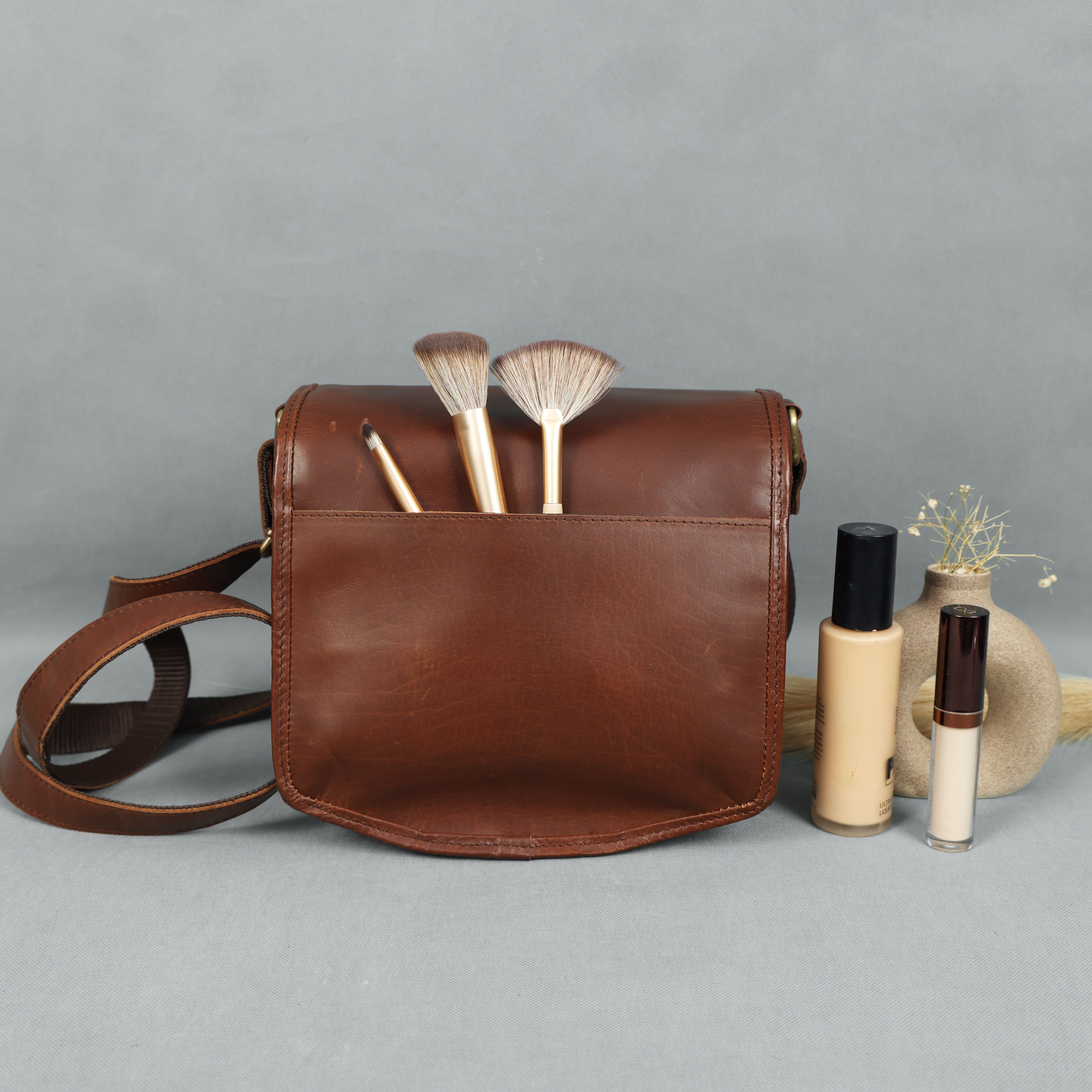 Brown Leather Shoulder Bag | Hobo Bag for Women – Timeless Style Meets Everyday Functionality