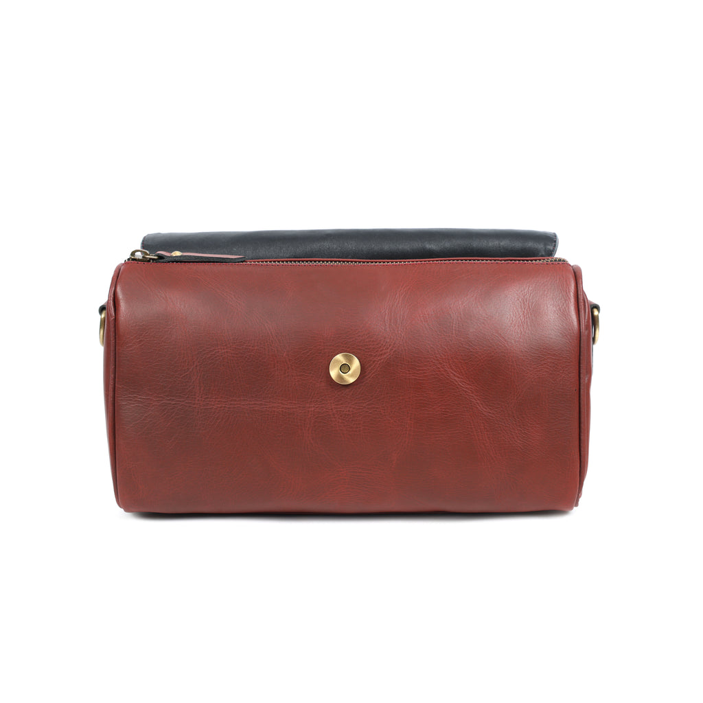 Premium Brown Leather Shoulder Bag with Floral Embroidery – Elegant Craftsmanship for Modern Women