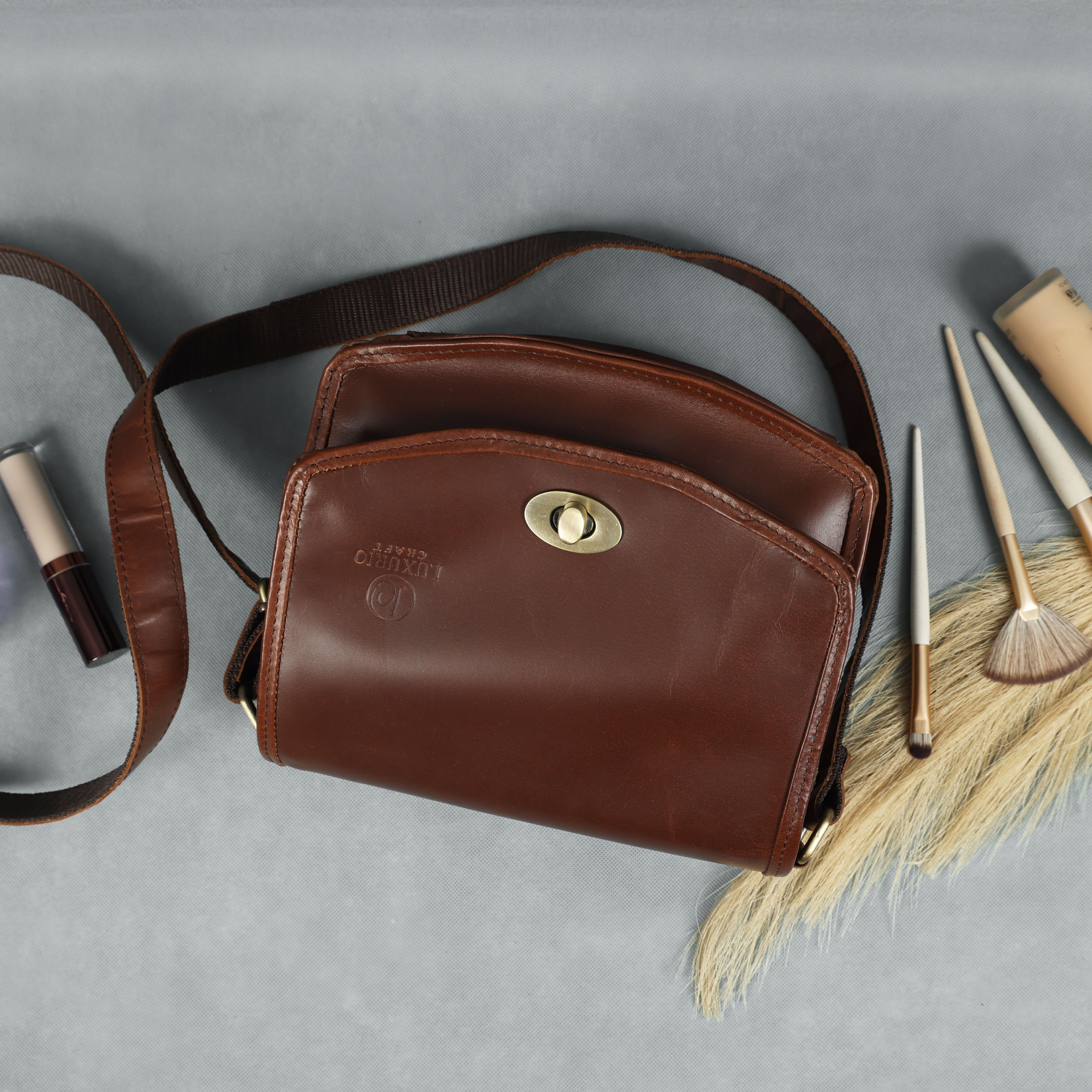 Brown Leather Shoulder Bag | Hobo Bag for Women – Timeless Style Meets Everyday Functionality