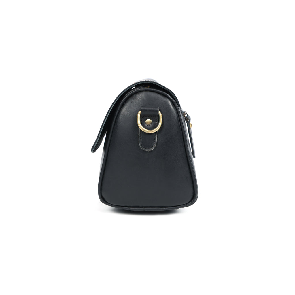Premium Black Leather Shoulder Bag – Floral Embroidered Chic Elegance
