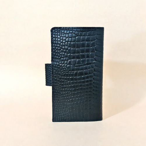 Black Croco Print Passport Holder Wallet – Sleek, Secure & Travel-Friendly (Unisex)
